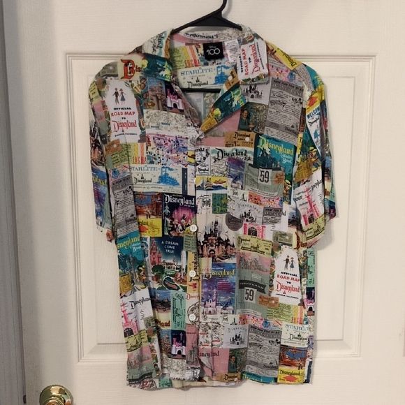 Disney Other - Disney Vintage Print Men's Shirt